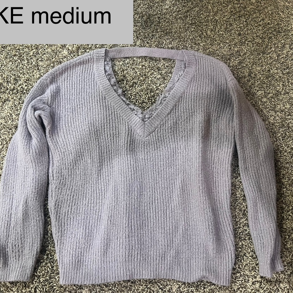 BKE light purple V-Neck Sweater with Ribbed Texture and lace detail